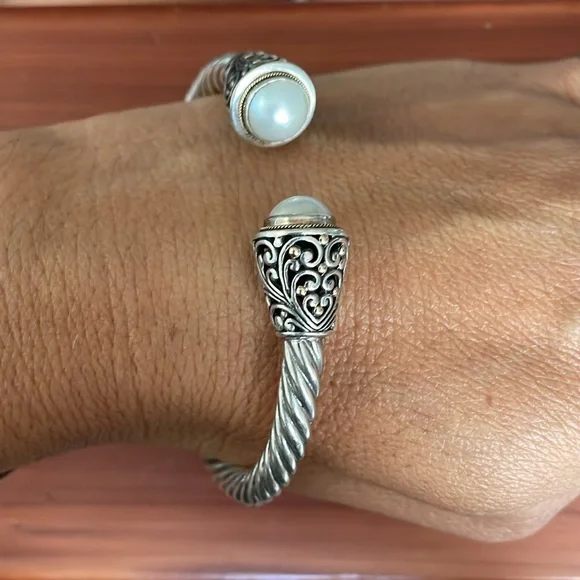 Sterling Silver /18k stamped twisted cable bangle 3mm with fresh water pearl - Picture 4 of 11